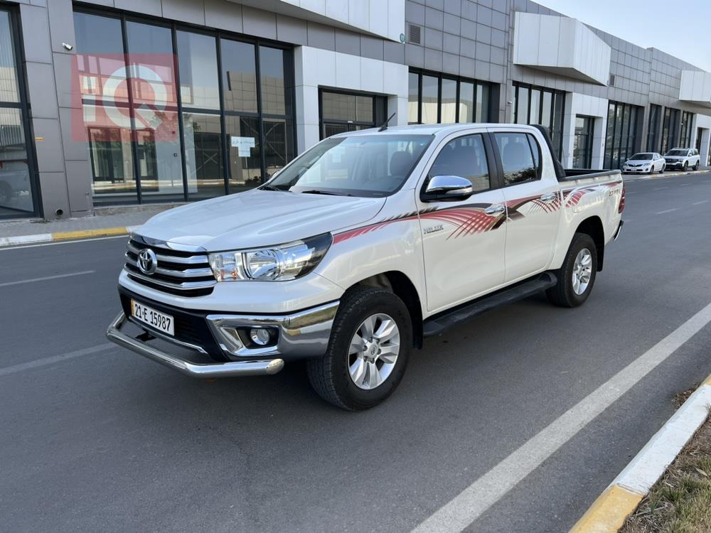 تويوتا هايلوكس